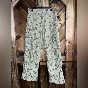 Planet Earth outerwear snowboarding pants